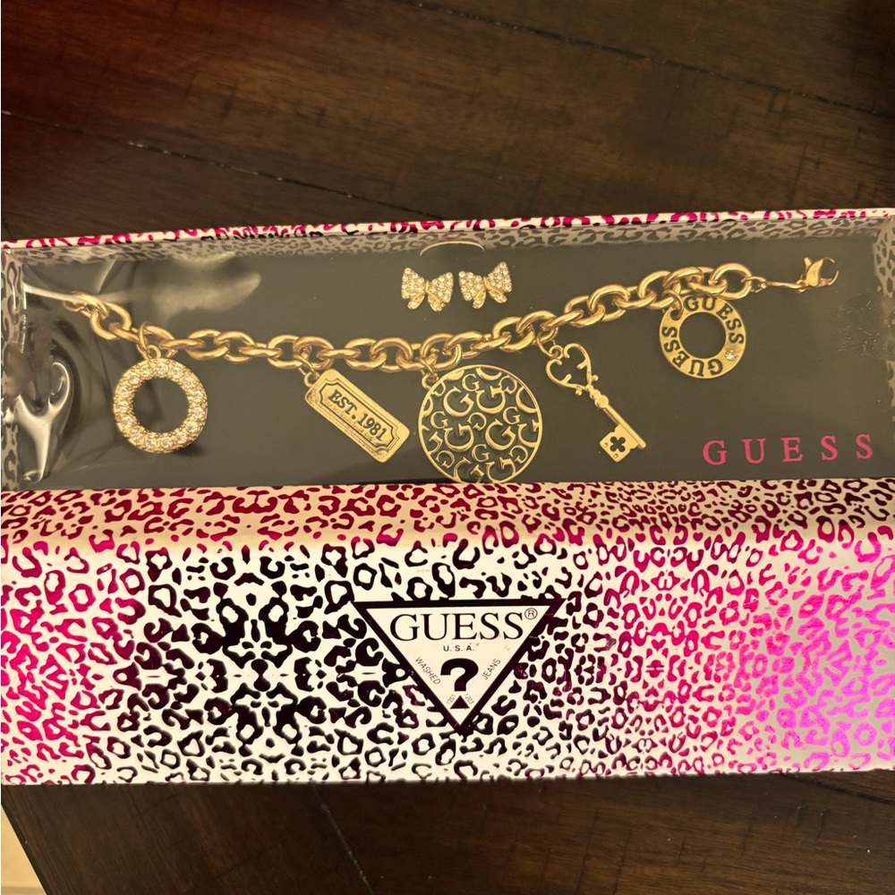 GUESS - Earring and Bracelet Set - Never used